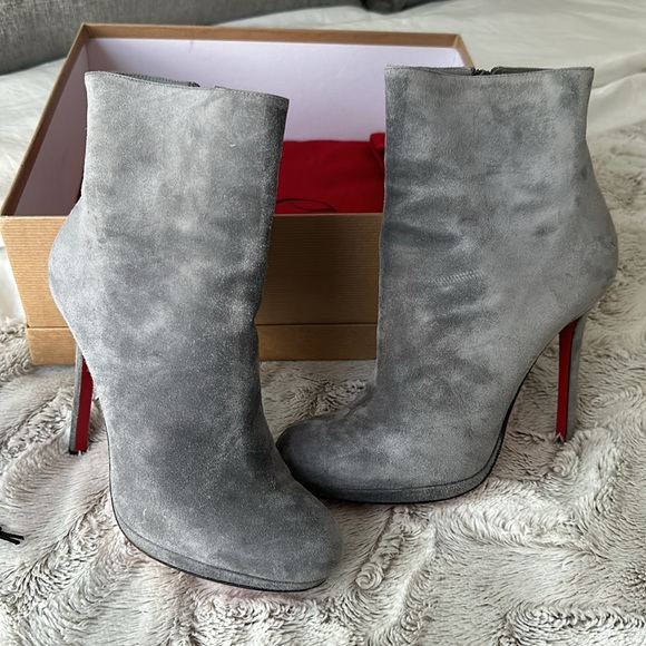 Bootylili Velours Christian Louboutin booties - Picture 4 of 16